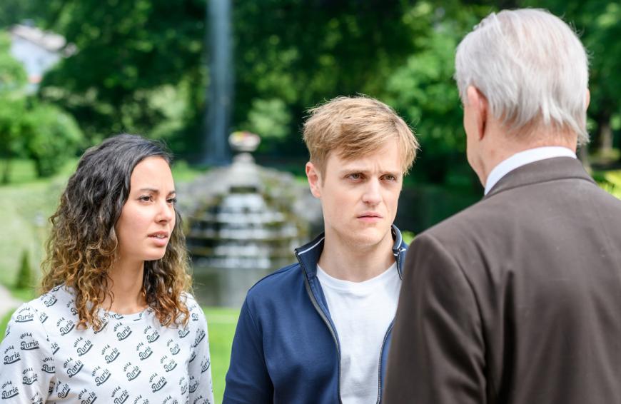 Bald alles Aus am Fürstenhof? Schauspieler Stefan Hartmann (m.) hat über die Zukunft der Serie gesprochen.