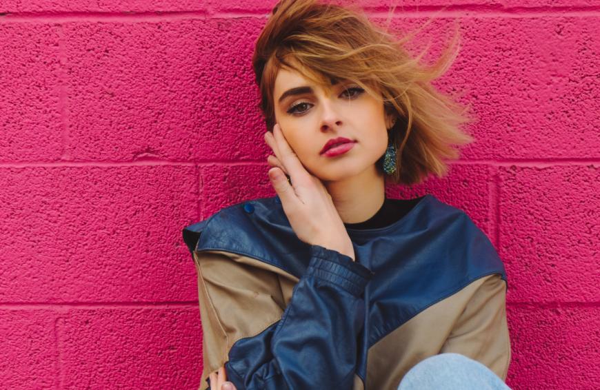 Endlich perfekte und reine Haut! Mit AHA-Peelings ist dieser Traum zum Greifen nahe. Hier erfährst du alles zum Beauty-Trend.