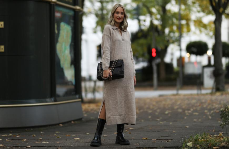 Bei H&M haben wir ein stylisches Strickkleid entdeckt, das perfekt für den Herbst ist. 