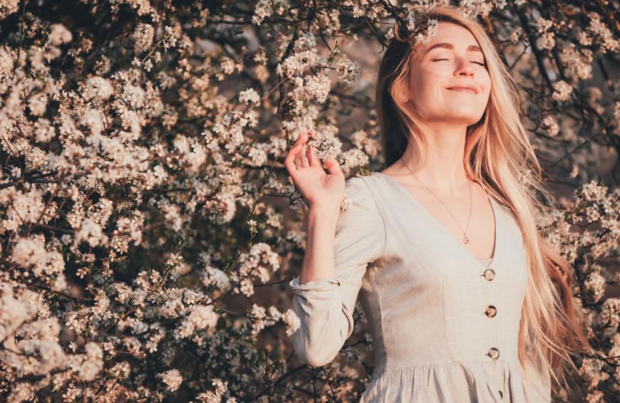 Es gibt auch Hausmittel gegen Falten – die 7 besten Anti-Aging-Booster findest du hier. 