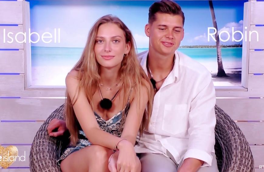 Isabell Kremer und Robin Widmann haben auf ihrem Einzeldate erkannt, dass sie gut zueinander passen und das sieht auch Isabells Mama so.