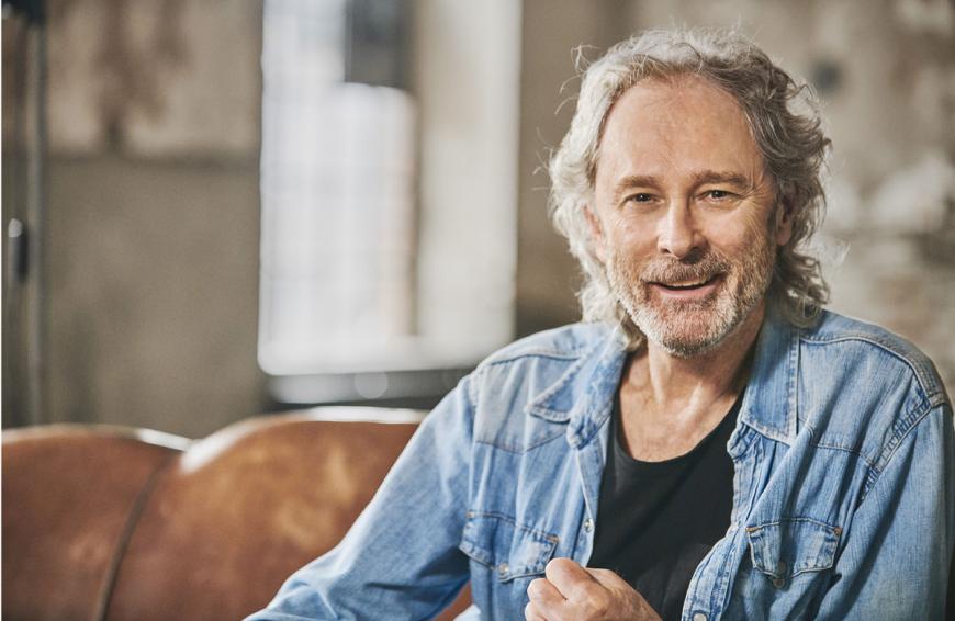 Schlager-Kollegen gratulieren Wolfgang Petry zu seinem 70. Geburtstag.