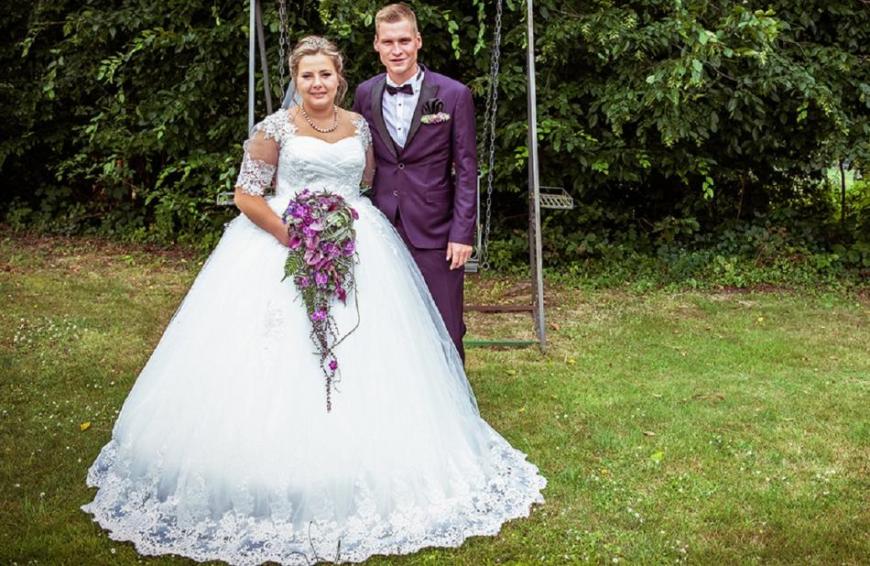 2019 heirateten die beiden, nun vervollständigen die Kinder ihr Familienglück.