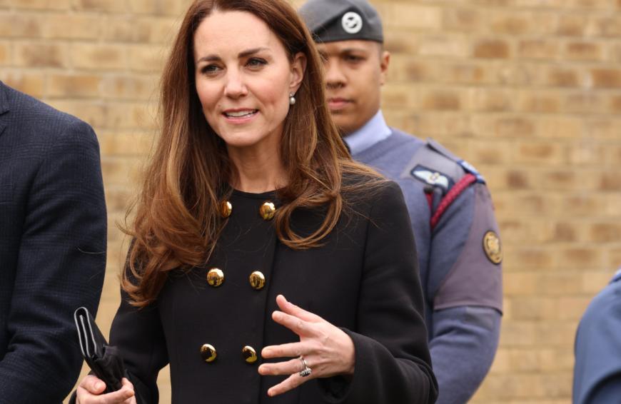 Herzogin Kate hat die öffentlichen Angriffe ihrer Schwägerin Meghan gegen ihre Familie und sie lange stumm ertragen.