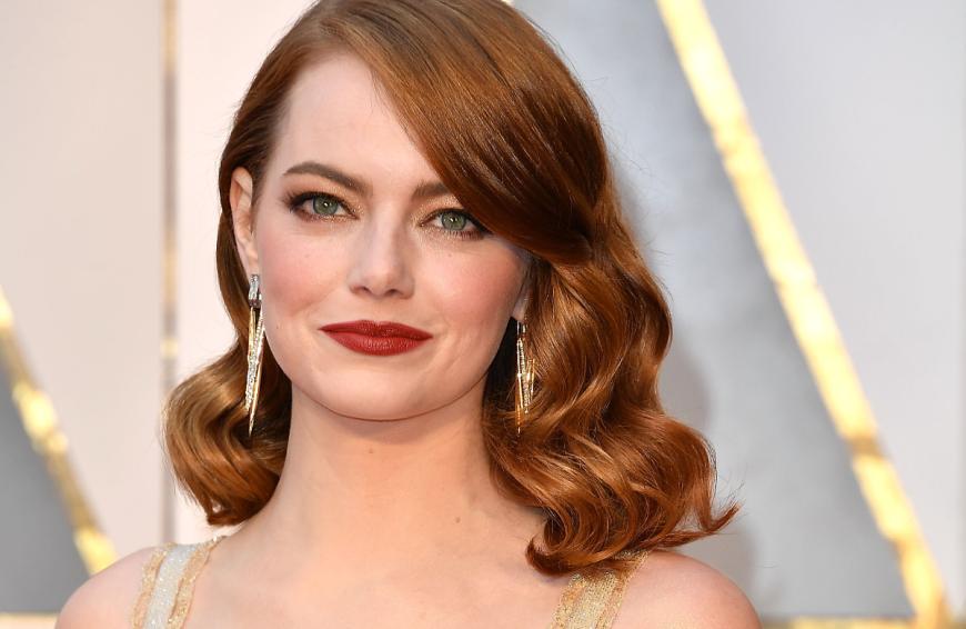 Bei den Stars und Sternchen können wir uns nicht nur die neusten Mode-Trends abschauen, sondern uns auch von den Beauty-Looks inspirieren lassen. So wissen die Promis ganz genau, welchen Lippenstift wir diesen Herbst tragen: Lipsticks in Laubtönen sind diese Saison voll angesagt!
