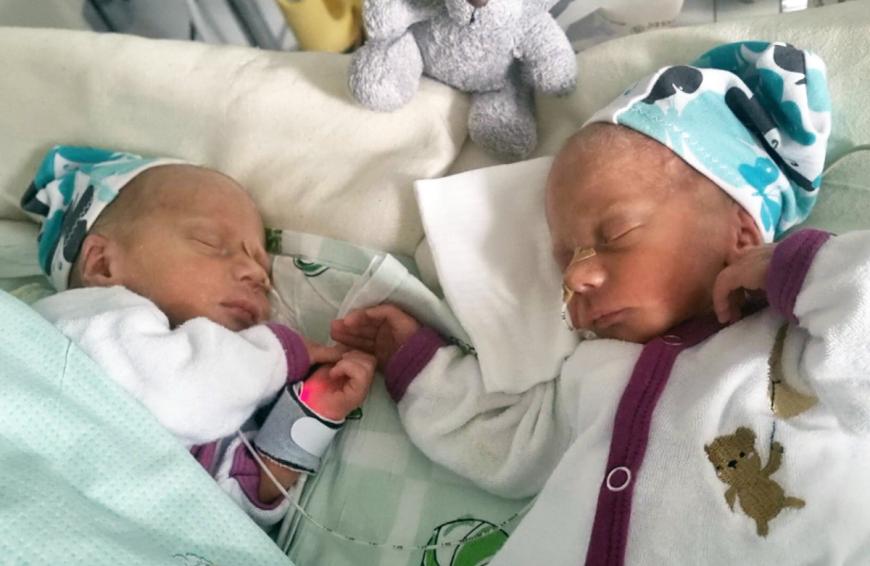 Die Babys von Sarafina Wollny hatten es nach ihrer Geburt nicht leicht. Wegen ihrer frühen Geburt kam es zu Komplikationen.