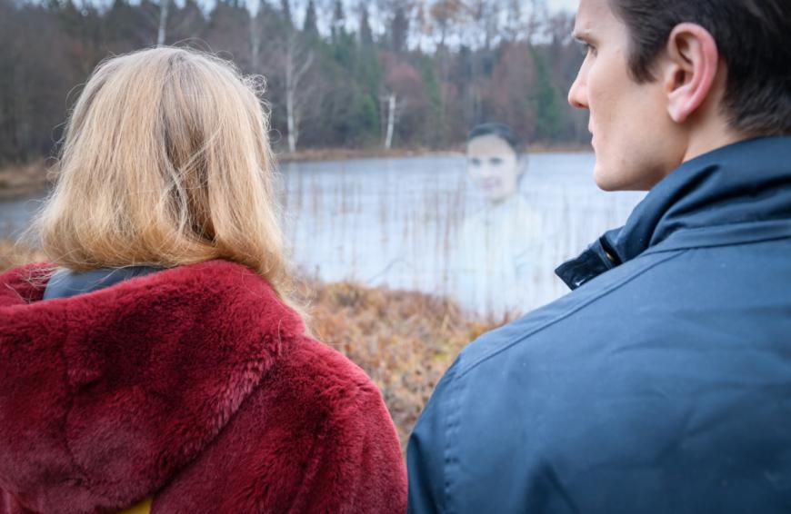 Während Romy zumindest hin und wieder in den Erinnerungen ihrer Freunde auftauchte, blieb Paul verschwunden - bis jetzt?