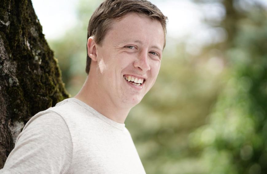 Bauer Dirk musste sich nun schweren Herzens von seiner Auserwählten Saskia verabschieden.