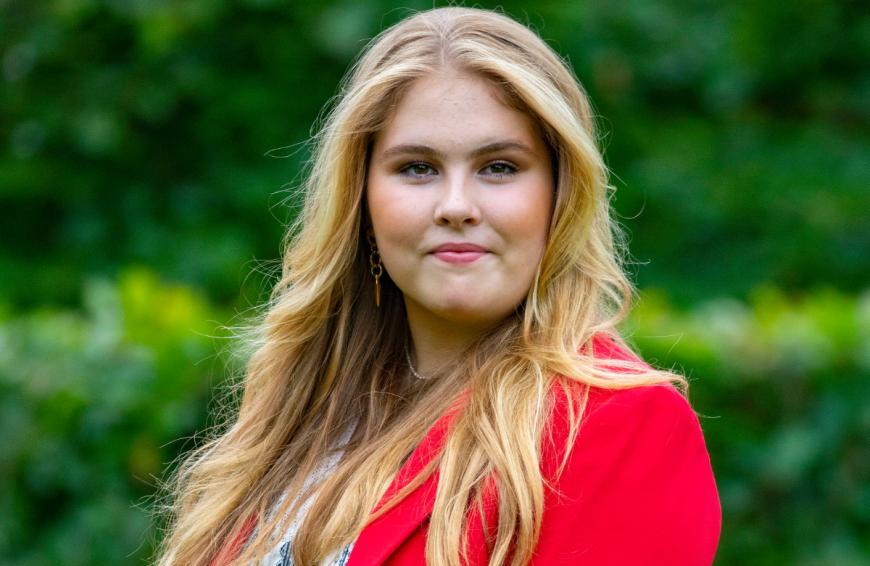 Amalia der Niederlande hat kurz vor ihrem 18. Geburtstag eine Biografie veröffentlicht.
