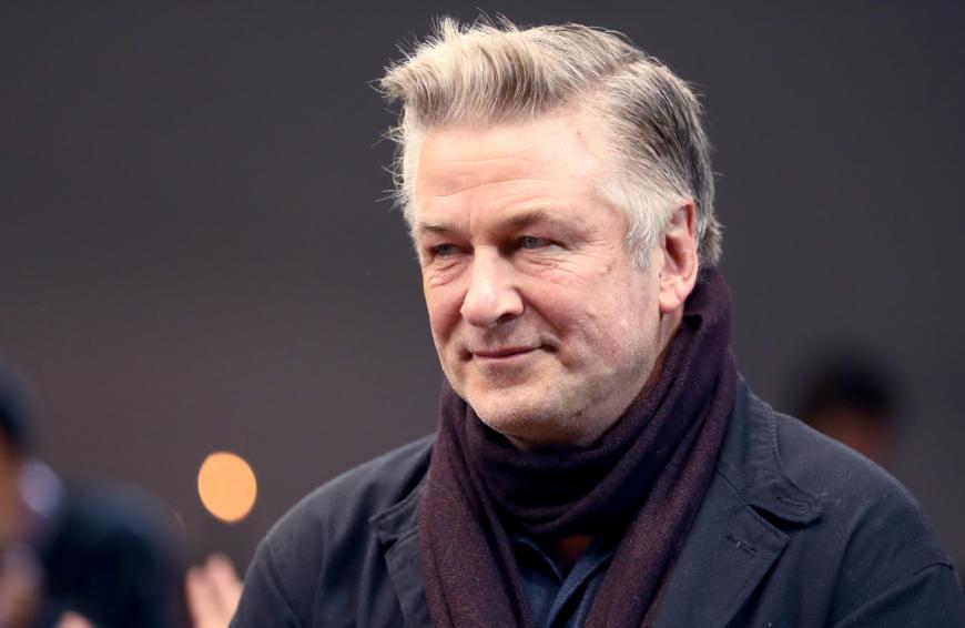 Kommt nach dem tödlichen Unfall am Set seines Filmes