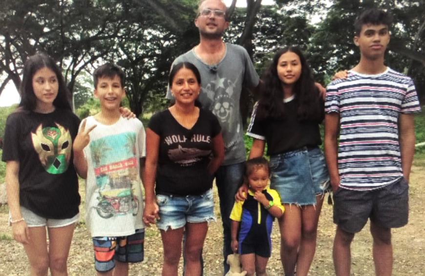 Mit der Trennung wurde die gesamte Patchwork-Familie auseinader gerissen.