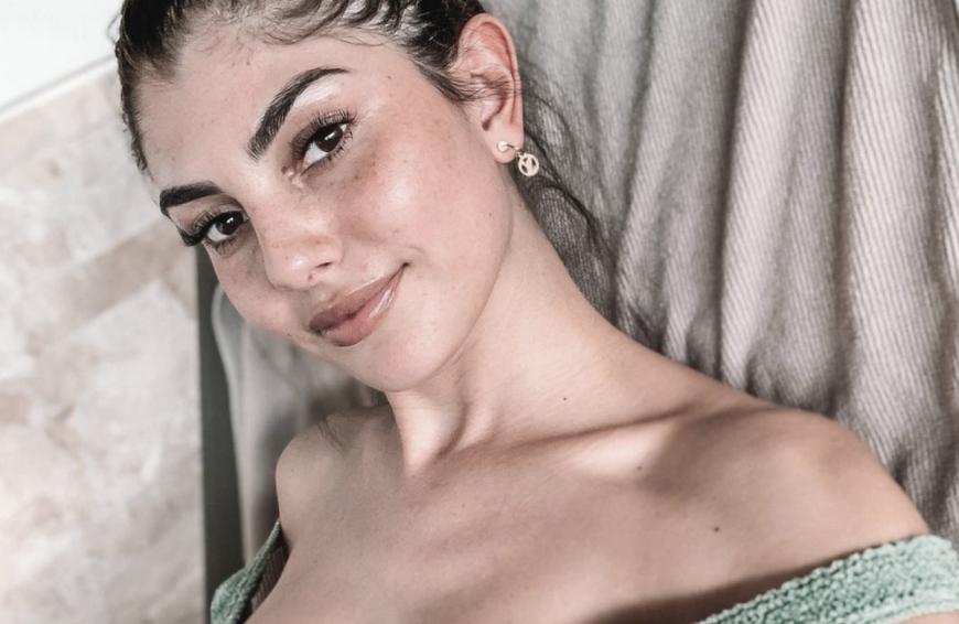 Yeliz Koc teilt auf Instagram eine süße Nachricht mit ihren Fans.