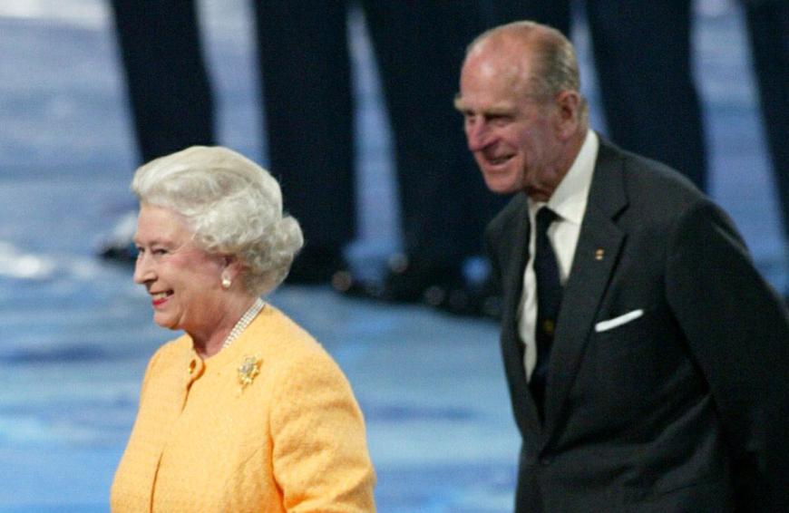 Bezeichnend dafür, wie groß die Liebe zwischen den beiden war, ist auch, wie liebevoll die Queen sogar in der Öffentlichkeit über ihren Mann sprach. 1997 etwa sagte sie: