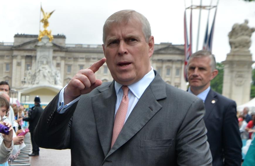 Bis dato konnte die Queen Andrew vor möglichem Schaden bewahren.