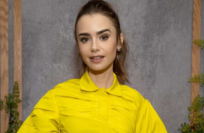 Lily Collins: Auf diese Mascara schwört die "Emily in Paris"-Beauty - Bild 1