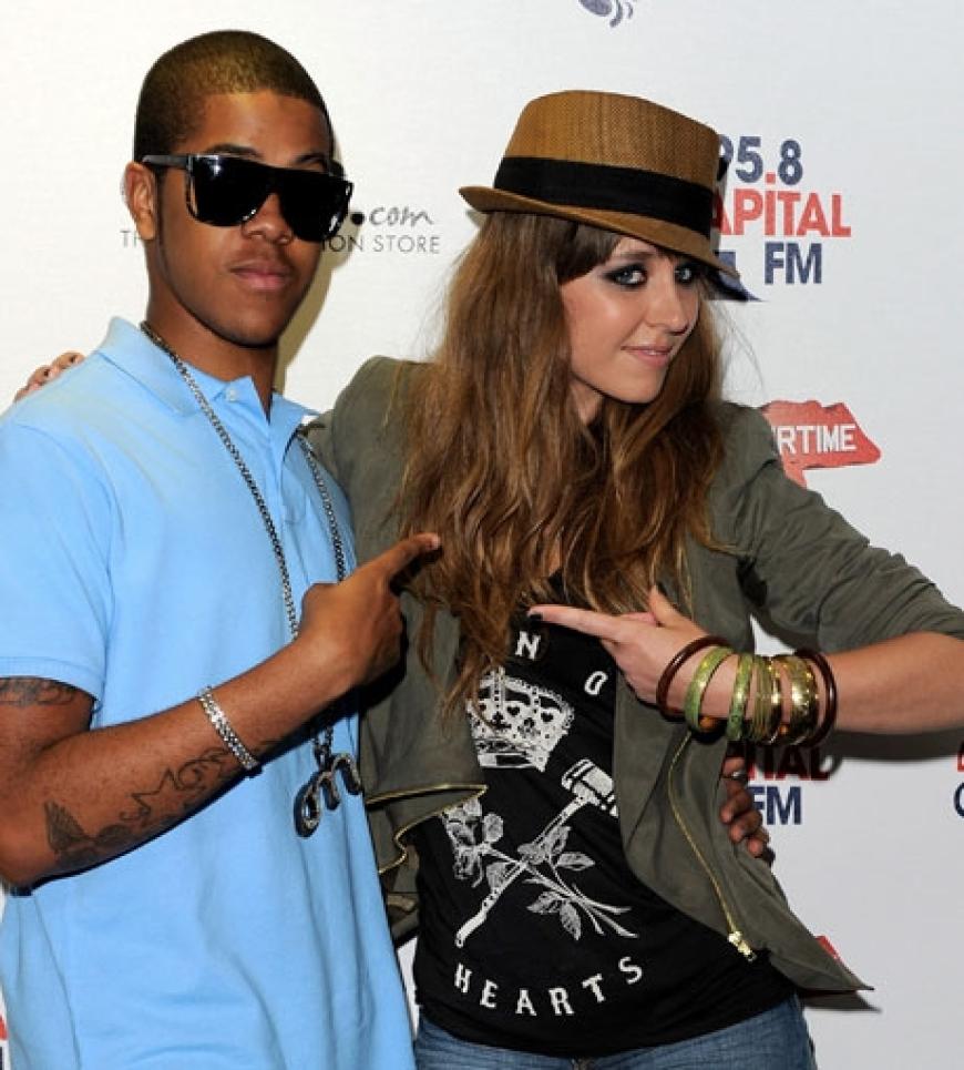Coole Poserin: Esmee Denters spaßt mit Hip Hopper Chipmunk herum