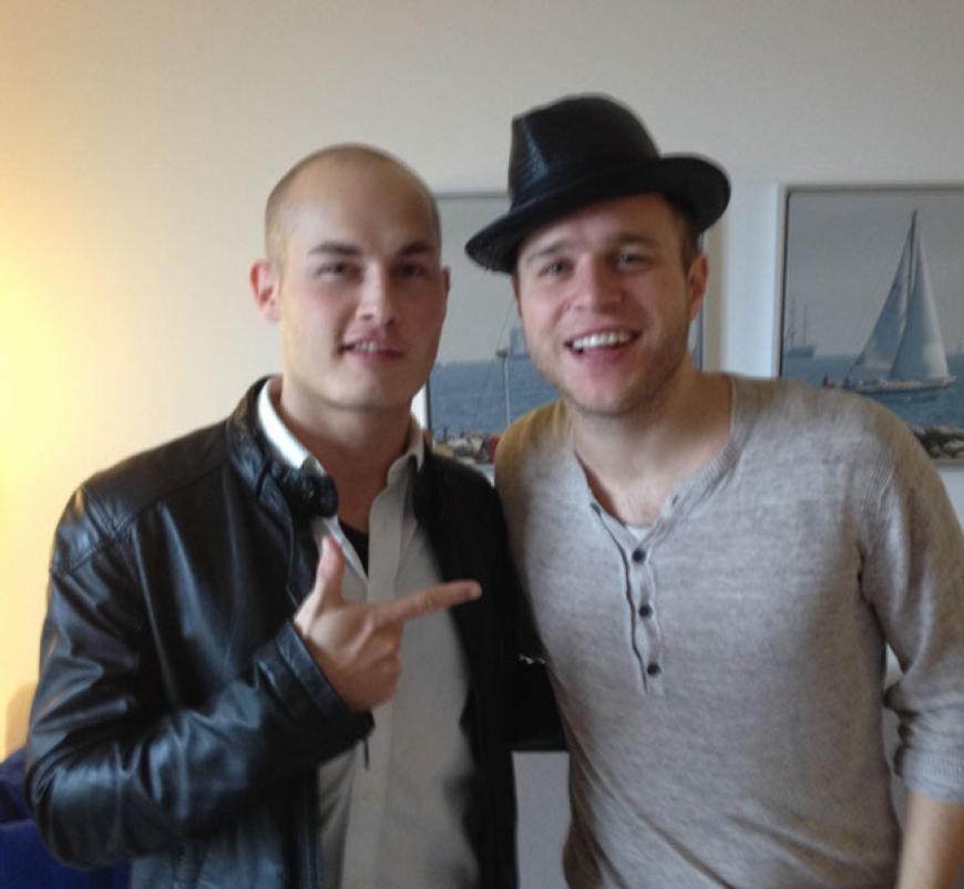 OK! Mitarbeiter Chris traf am Freitag, 11. Oktober, den charmanten Sänger Olly Murs in Hamburg und konnte mit ihm vor seinem Konzert quatschen