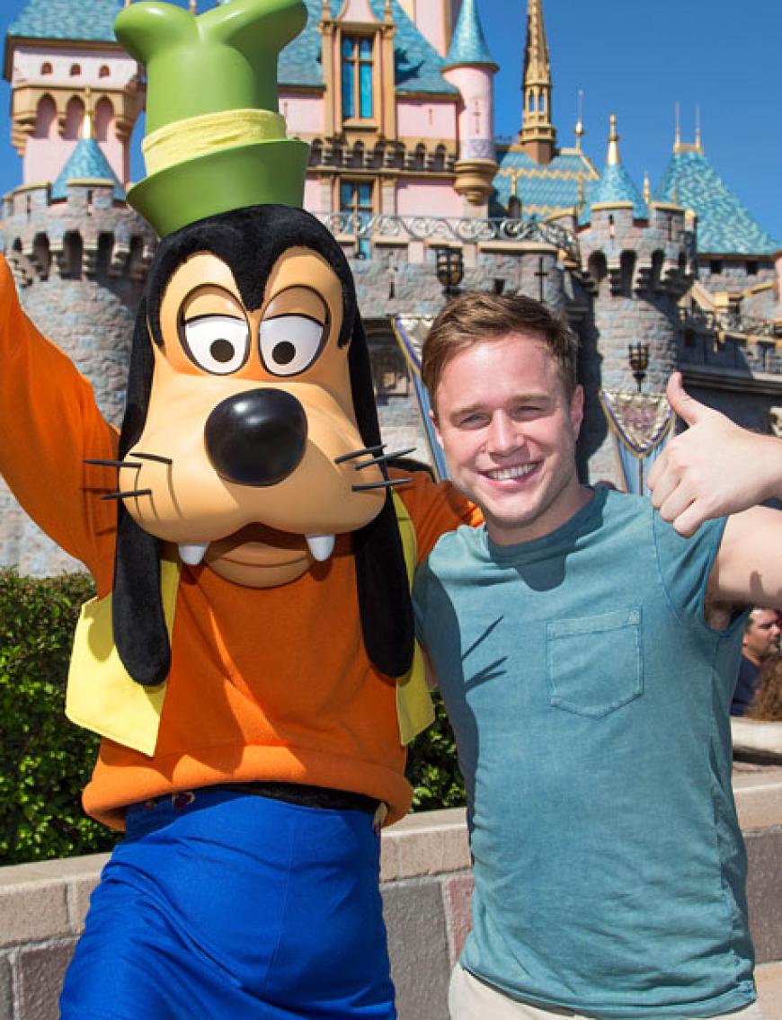 Cooles Duo: Goofy und Olly Murs