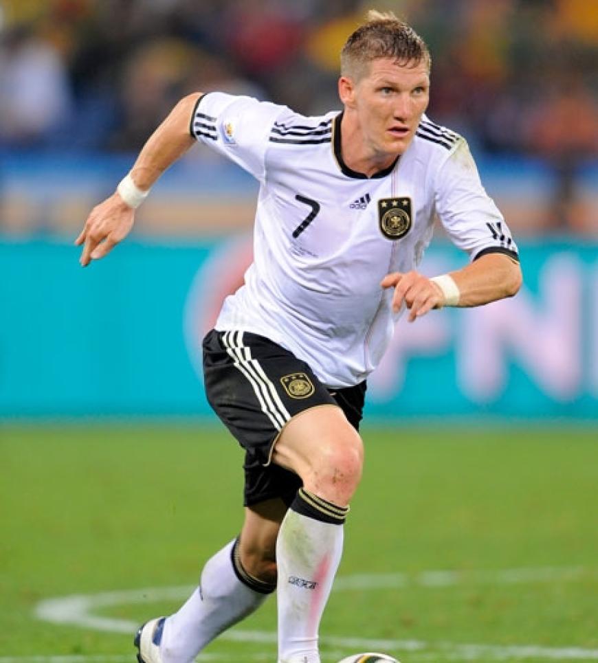 Bastian Schweinsteiger mit der Nummer 7 ist das Herz der Mannschaft