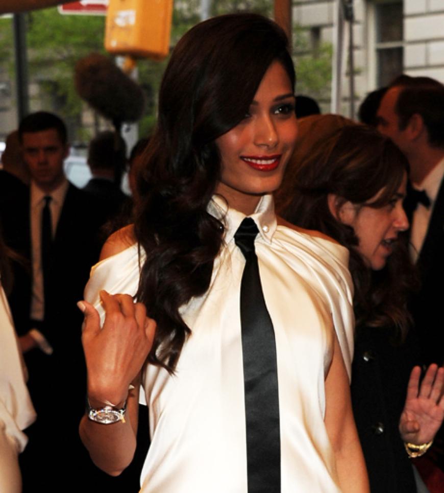 Freute sich über die Einladung zu dem Fashion-Event des Jahres: Freida Pinto