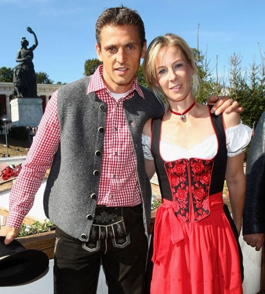 Torwart Jörg Butt mit seiner Frau Katja
