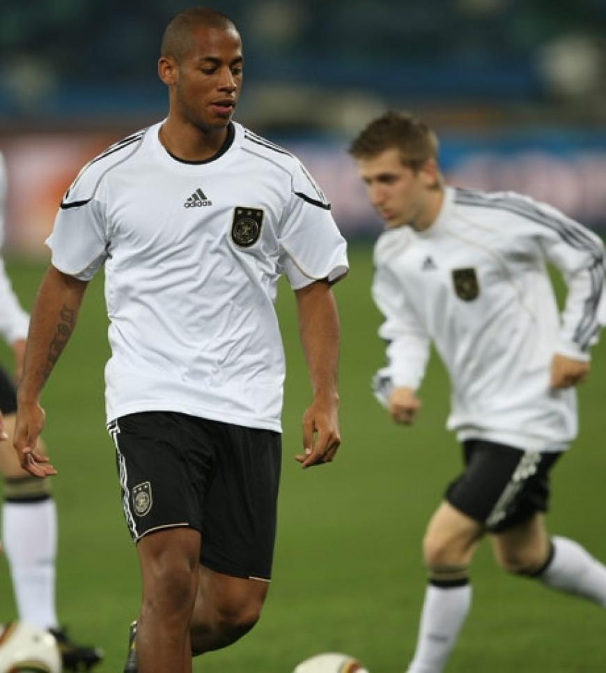 Dennis Aogo vom HSV hofft auch noch auf seinen Einsatz