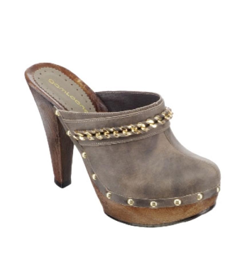 Toller Holz-Clog mit Plateausohle. Von Gamloong, ca. 50 Euro