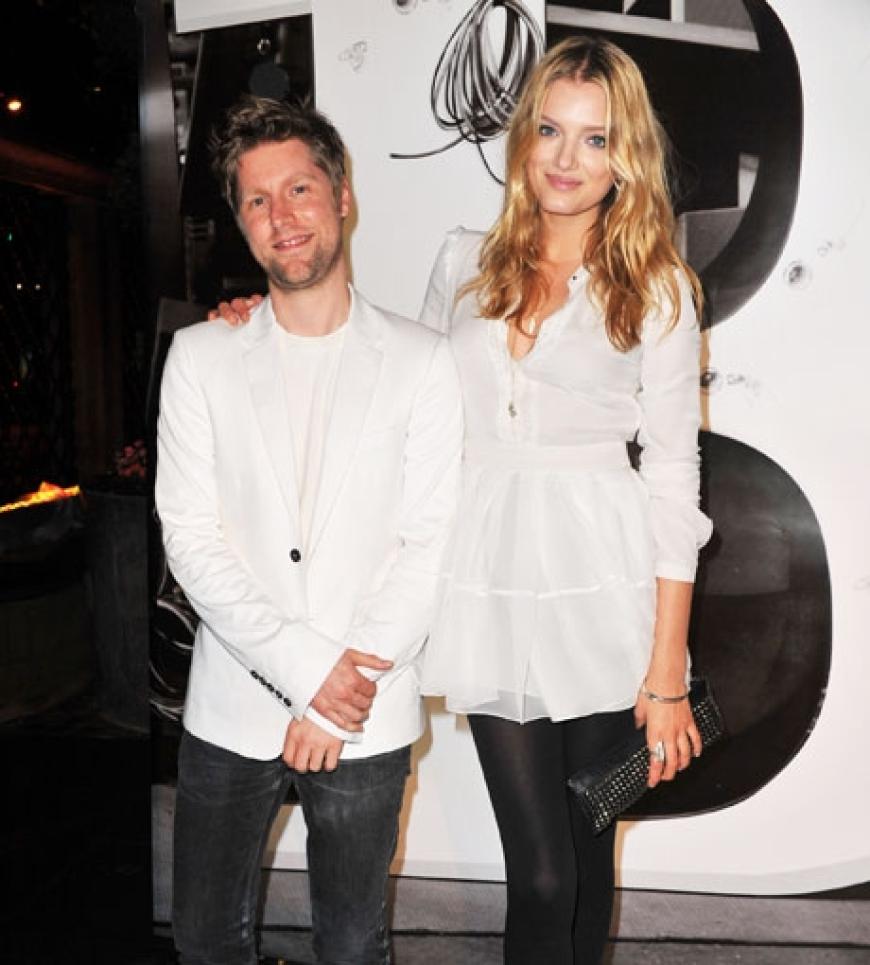 Christopher Bailey mit Lily Donaldson, dem neue Gesicht von Burberry