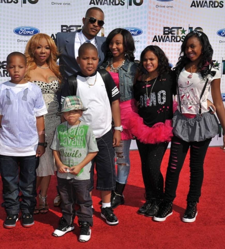 Rapper T.I. kam mit Anhang. Seine Familie begleitete ihn nach Los Angeles