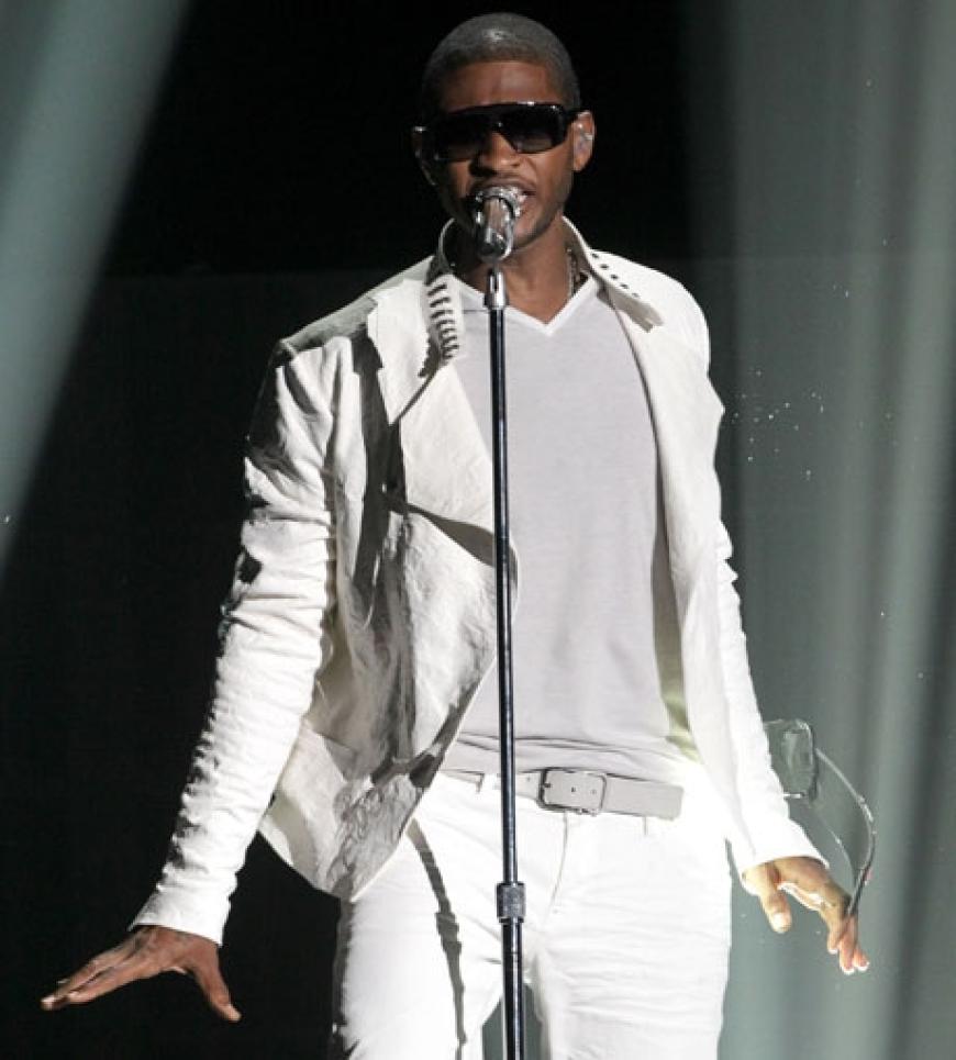 Usher performte seine Comeback-Single
