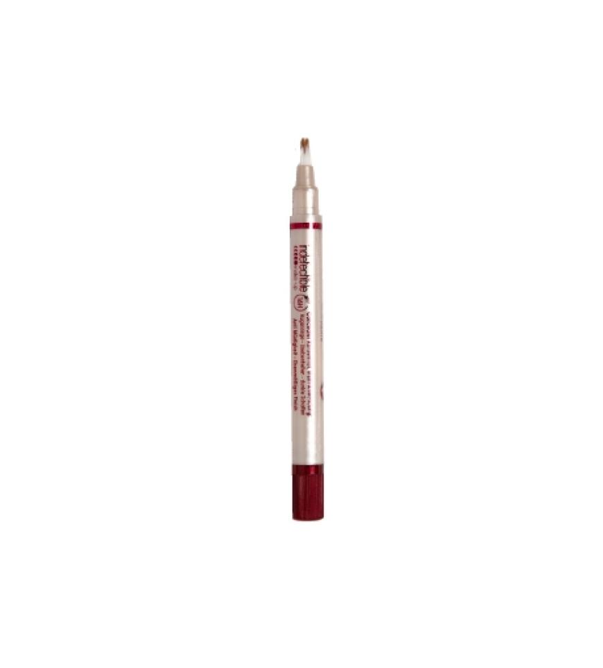 Make-up und
Concealer in einem: