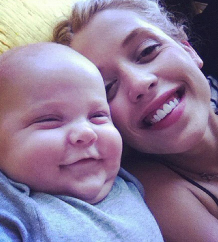 Süüüüüß! Peaches Geldof mit ihrem kleinen Wonneproppen Astala