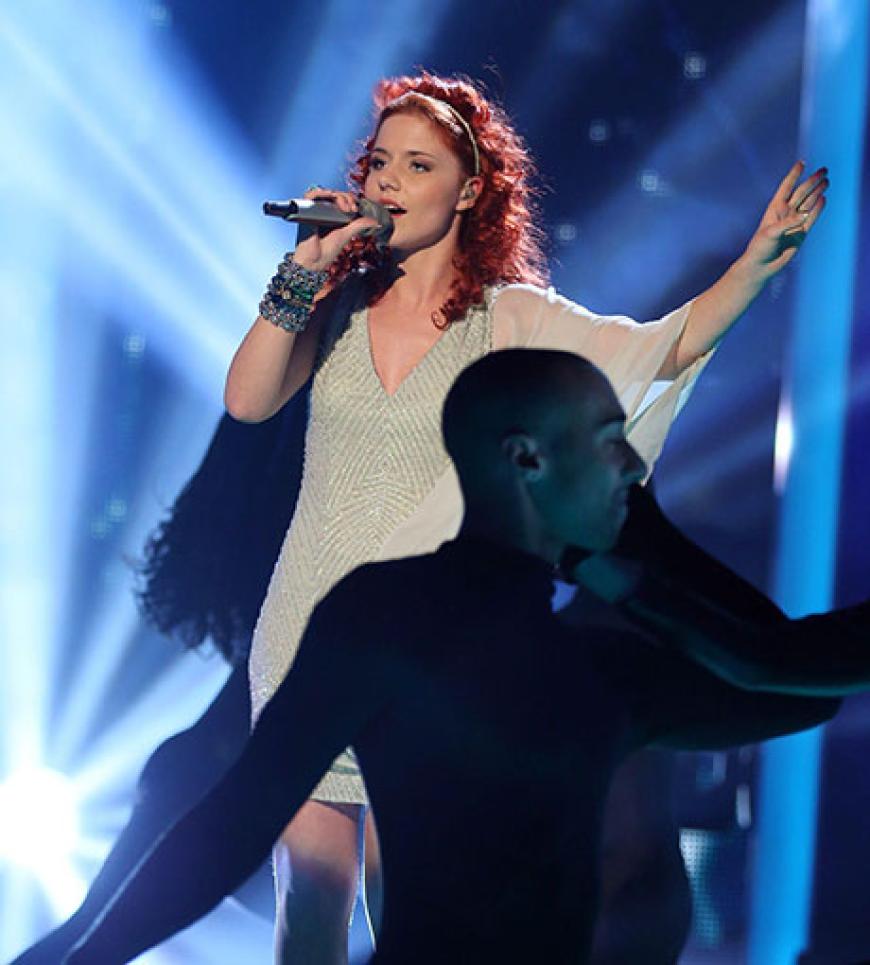 Lisa Wohlgemuth performt