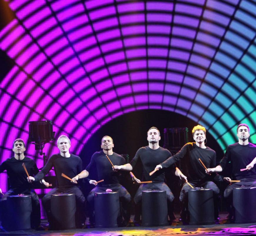 Die Band Stickstoff trommelt, was das Zeug hält. Schön anzusehen aber reicht es leider nicht fürs Finale