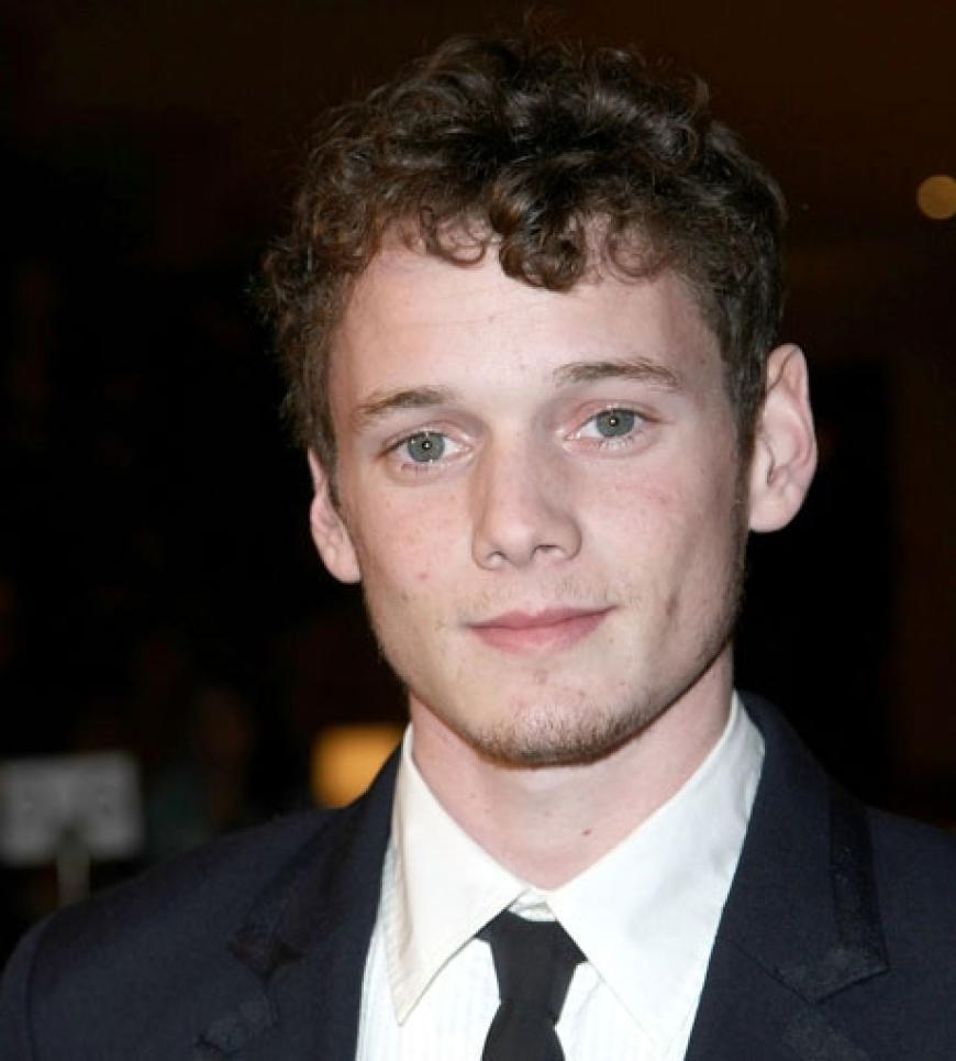 Anton Yelchin (19)