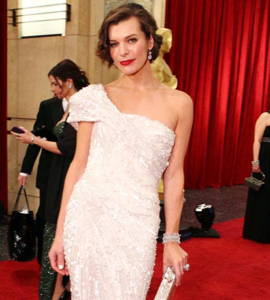 Milla Jovovich in Elie Saab