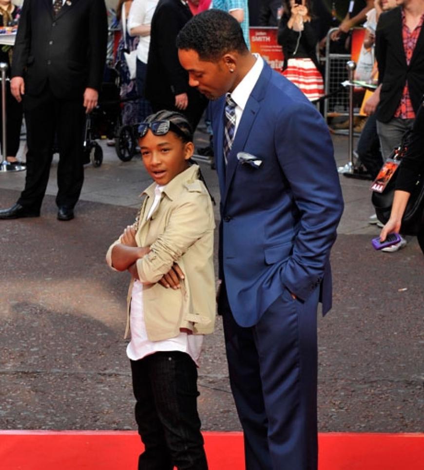Kleiner Mann: Ob sich Jaden das Posieren von seinem Daddy abgeguckt hat?