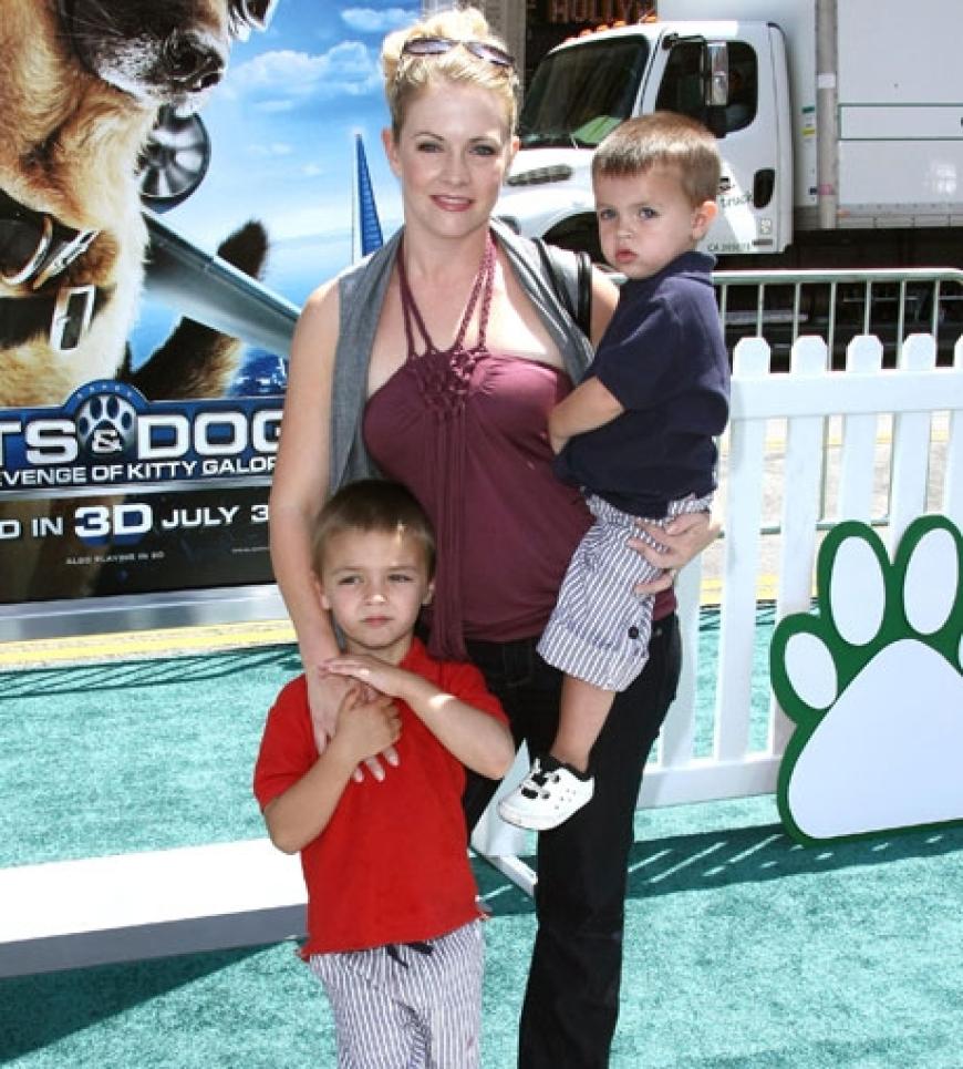 Brachte ihre beiden Söhne mit zur Premiere: Schauspielerin Melissa Joan Hart