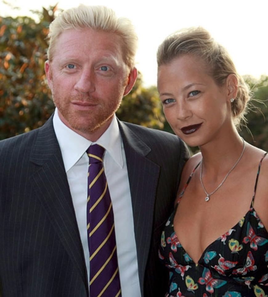Von August bis November 2008 waren Tennislegende Boris Becker und Sandy verlobt. Keine 100 Tage hielt die Liebe zwischen der Schmuck-Designerin und dem Ex-Sportler