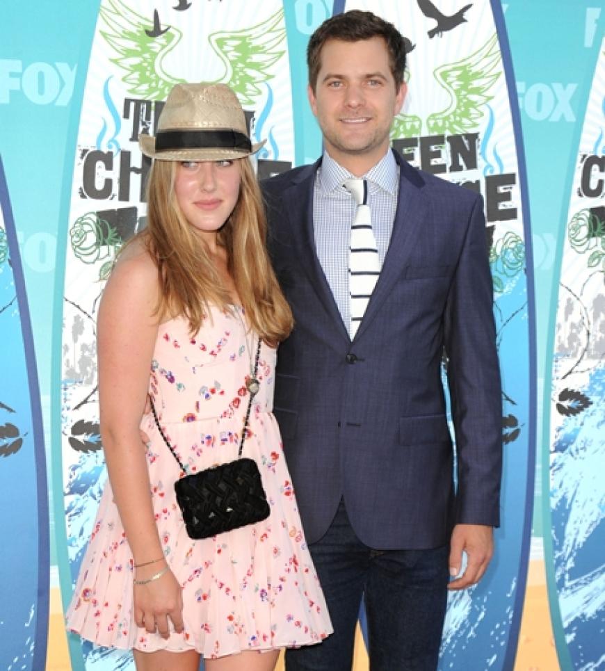 Huch, Joshua Jackson mit neuer Begleitung? Nein, seine Freundin Diane Kruger hatte leider Termine