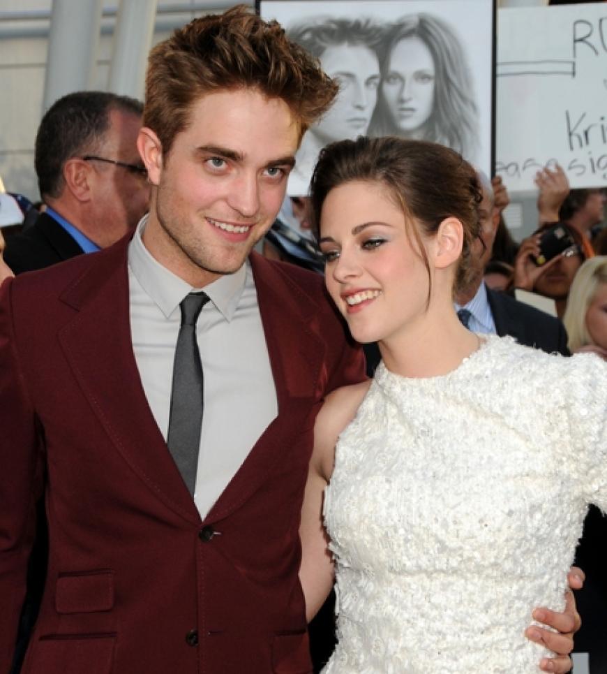 Und nicht nur auf der Leinwand hat es zwischen Robert Pattinson und Kristen Stewart gefunkt. Auch privat sind die beiden inzwischen ein Paar