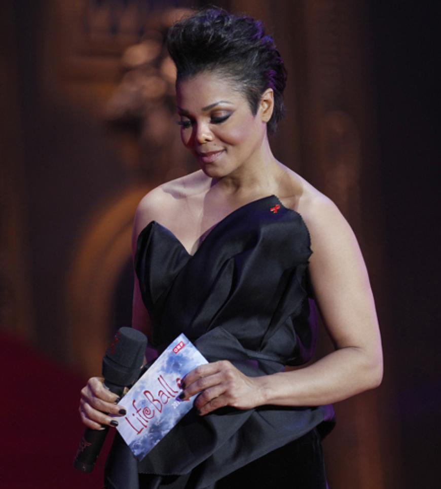 Eine Party mit ernsthaftem Hintergrund: Janet Jackson sprach, wie viele andere Promis, über die Ernsthaftigkeit von AIDS und der Hoffnung, den schlimmen Virus zu bekämpfen