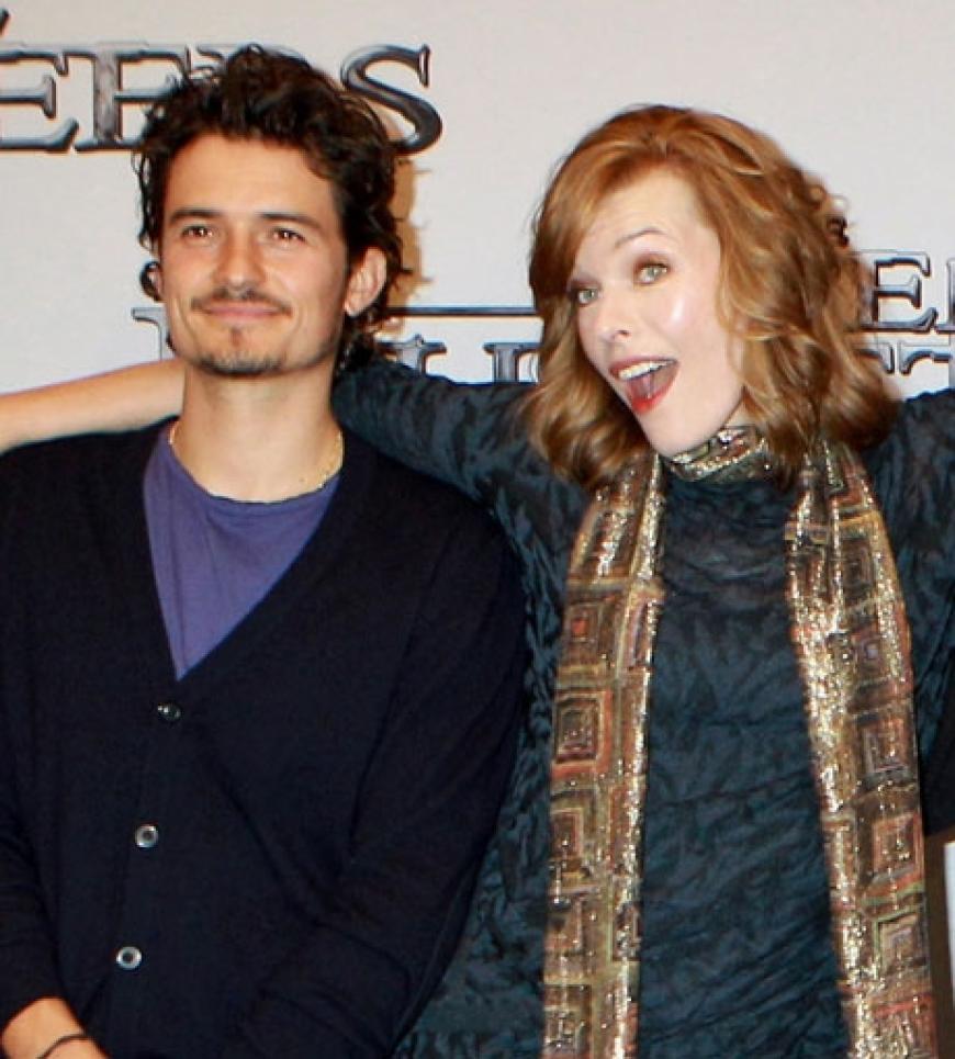 Allerbester Laune zeigte sich Hollywood-Star Milla Jovovich in den Armen ihres Schauspielkollegen Orlando Bloom. Doch der ist momentan nur in Gedanken bei seiner Frau. Wie erst vor kurzem bekannt wurde, erwarten er und Miranda Kerr zum ersten Mal Nachwuchs