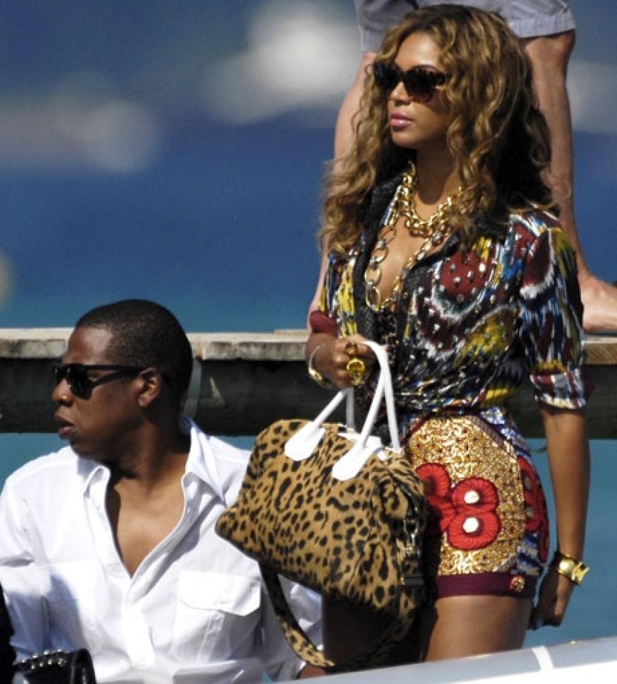 Luxus pur! Gerade erst wurde Jay-Z zum reichsten Rapper ernannt. Allein in den letzten 12 Monaten verdiente er über $63 Millionen. Da darf man sich auch schon mal etwas gönnen