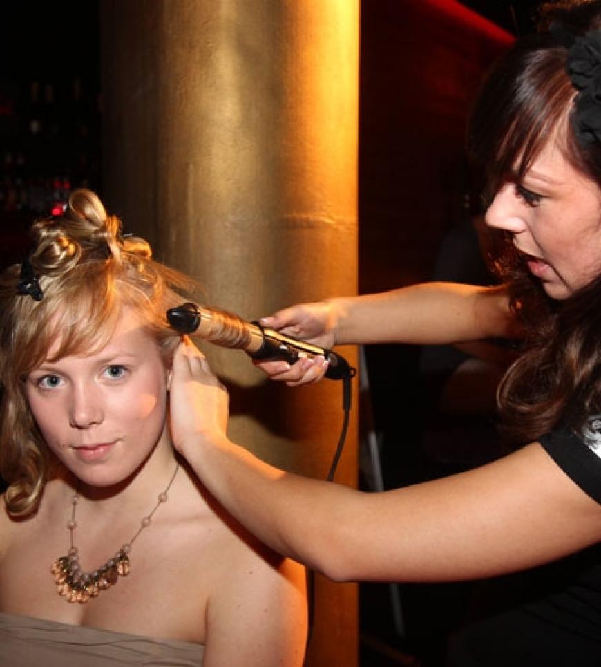 Es wurde geglättet, eingedreht und geschminkt: Für die VIP-Gewinnerinnen der OK! Fashion Party in Hamburg ein unvergessliches Erlebnis