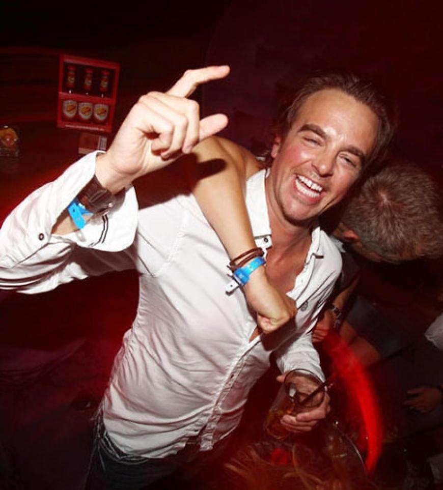 Party, Party, Party: Hunderte Gäste tanzten und feierten bis in den frühen Morgen