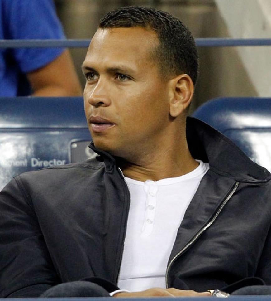 Auf der anderen Seite der Tribüne wurde übrigens Alex Rodriguez gesehen. Angeblich sind er und Cameron ein Paar