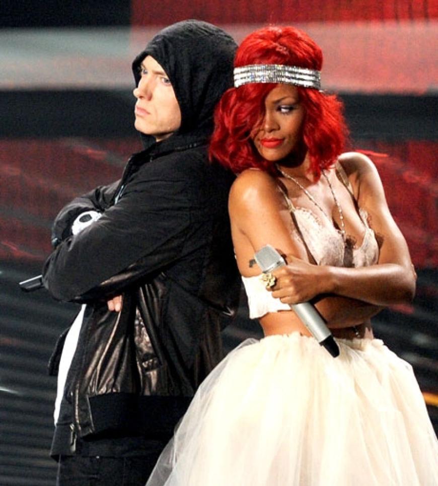 Was für eine Show! Gemeinsam mit Sängerin Rihanna eröffnete Eminem die diesjährigen MTV Video Music Awards