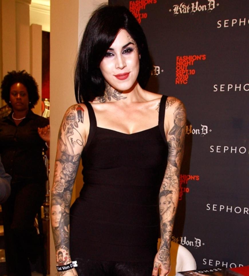 Kat von D ist die offizielle Freundin von Jesse James. Hoffen wir, dass der Womanizer aus seinen Fehlern gelernt hat