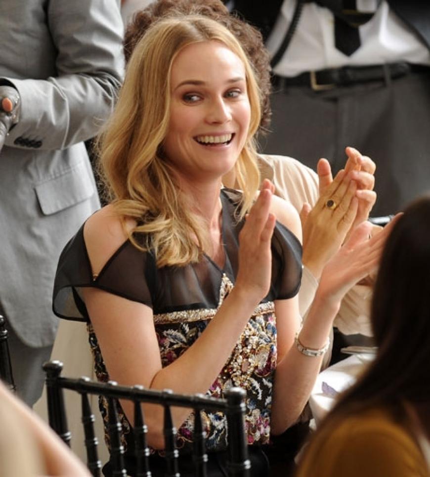 Sowie Lagerfelds Muse und enge Freundin Diane Kruger